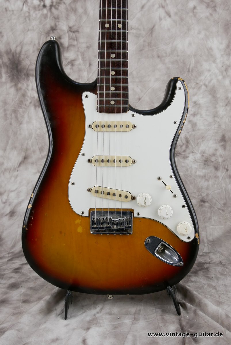 Fender-Stratocaster-1974-hardtail-sunburst-002.JPG