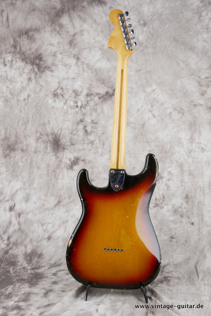 Fender-Stratocaster-1974-hardtail-sunburst-003.JPG