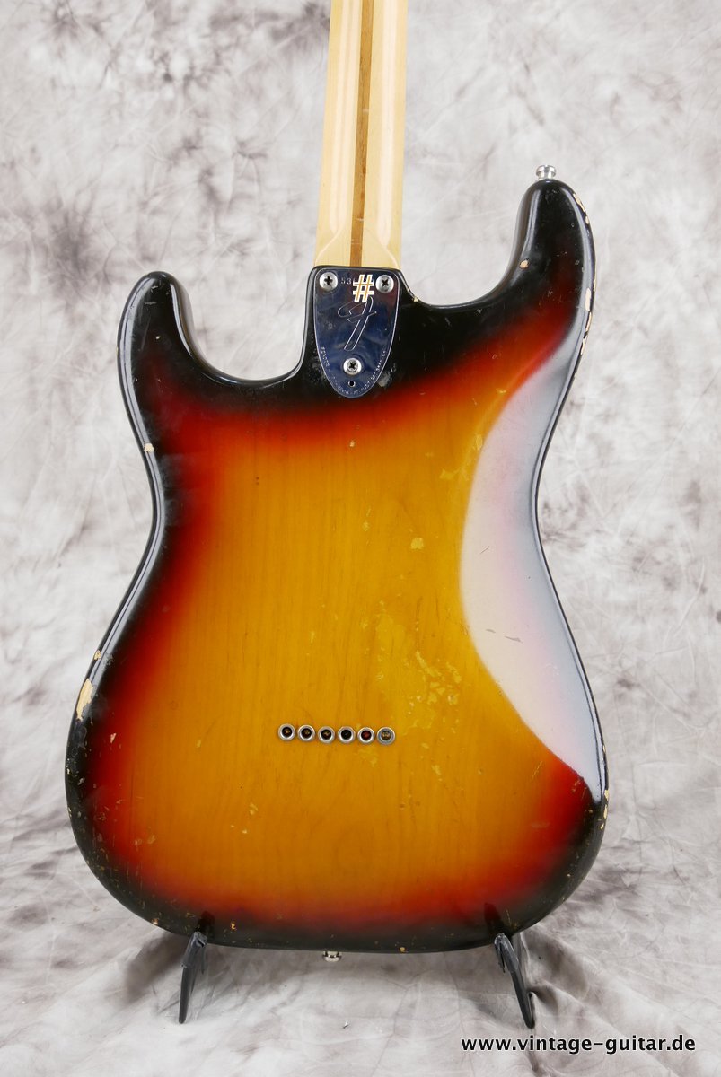 Fender-Stratocaster-1974-hardtail-sunburst-006.JPG