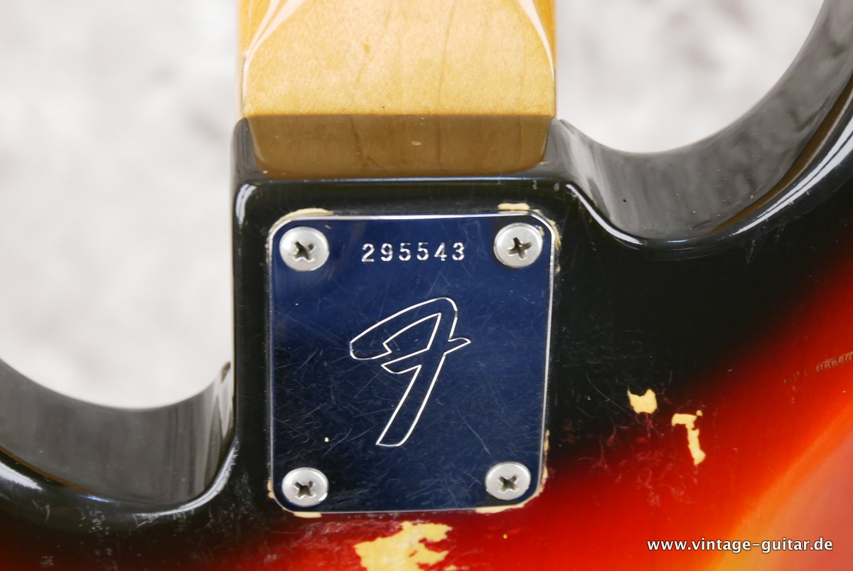 Fender-Precision-Bass-1970-sunburst-009.JPG