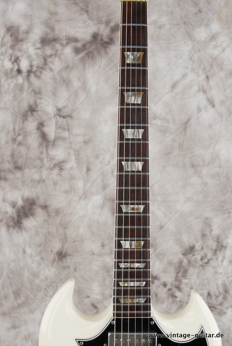 Gibson_SG_Standard_white_1967-011.JPG
