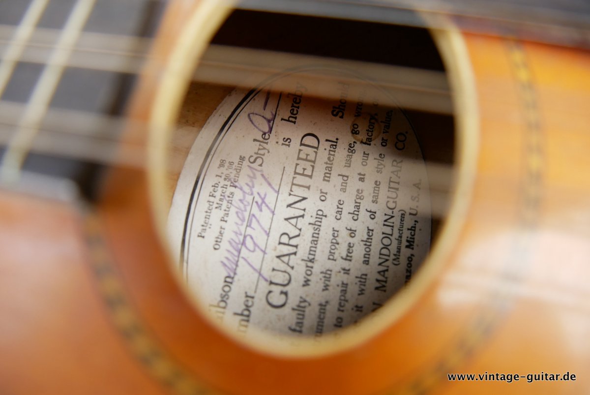 Gibson-Mandolin-Style-A-1914-015.JPG