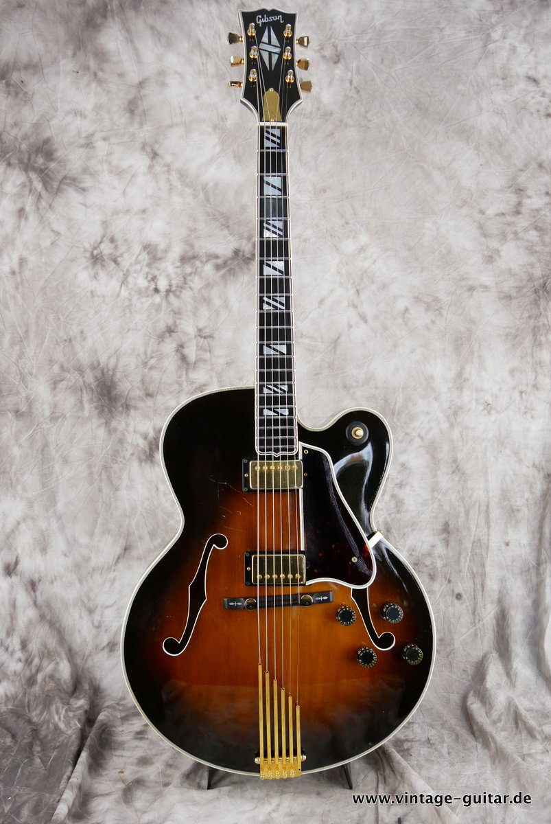 Gibson-SuperV-1979-003.JPG