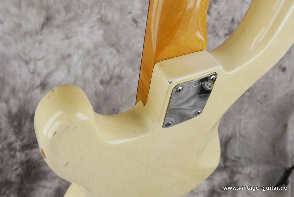 Fender-Precision-Bass-1965-olympic-white-014.JPG