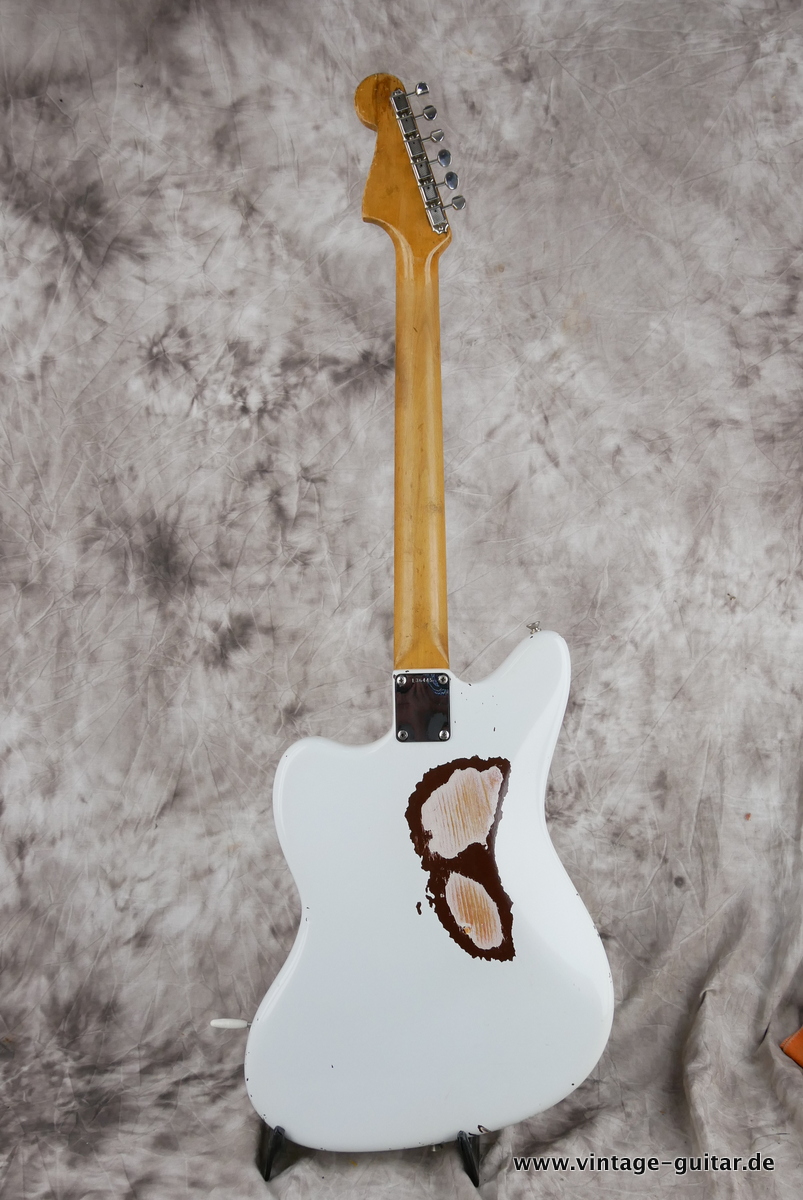 Fender_Jazzmaster_white_refin_1963-002.JPG