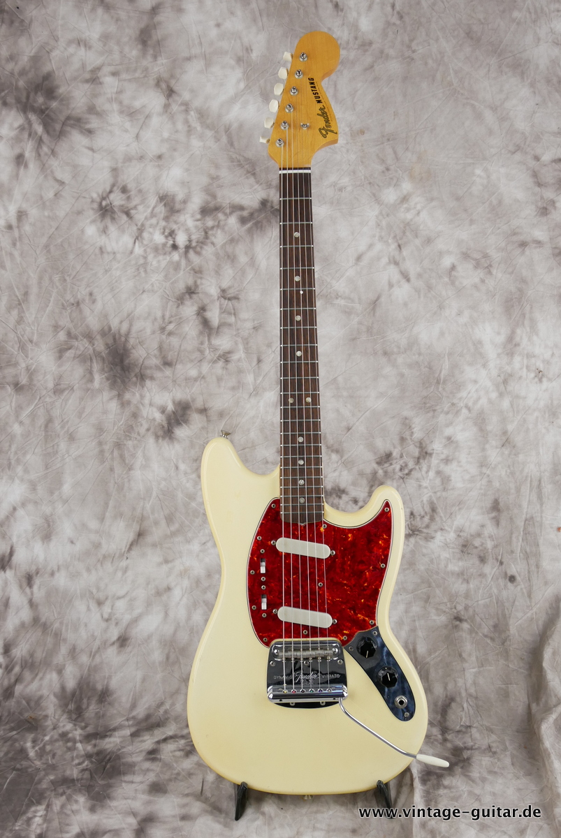 有名なブランド Fender mustang Olympic White 1981年 エレキギター