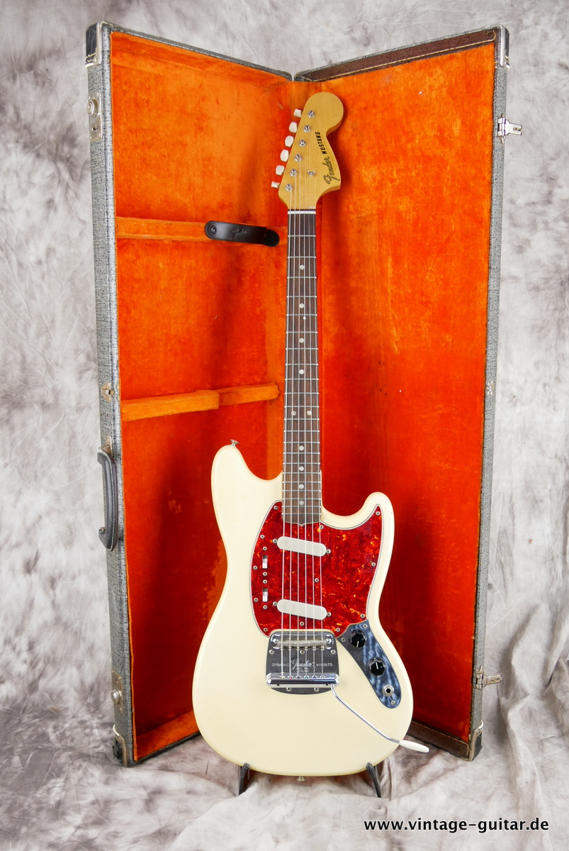 Fender_Mustang_olympic_white_1966-013.JPG