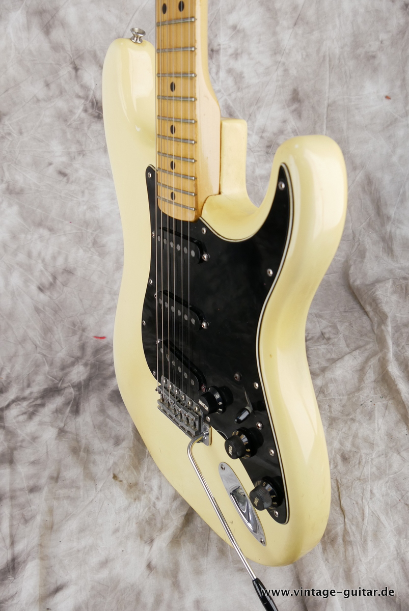 Fender_Stratocaster_olympic_white_1977-006.JPG