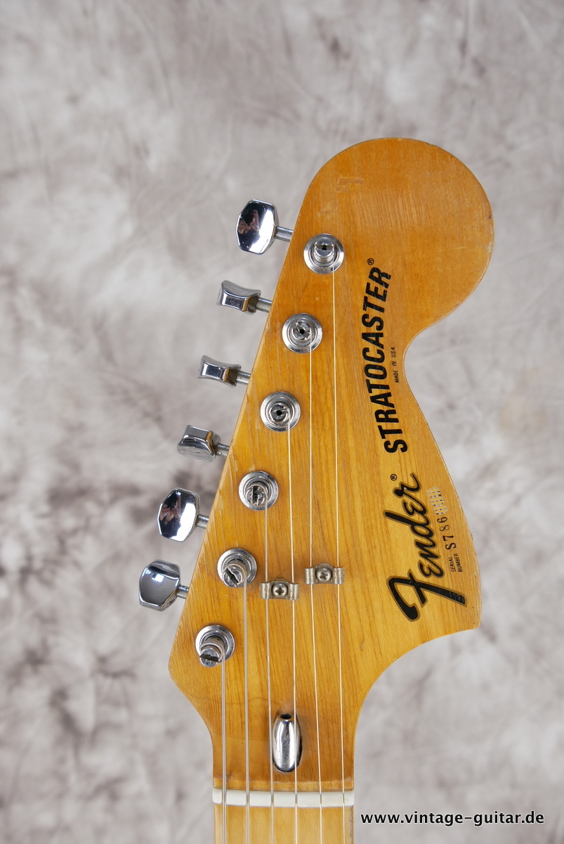 Fender_Stratocaster_olympic_white_1977-009.JPG
