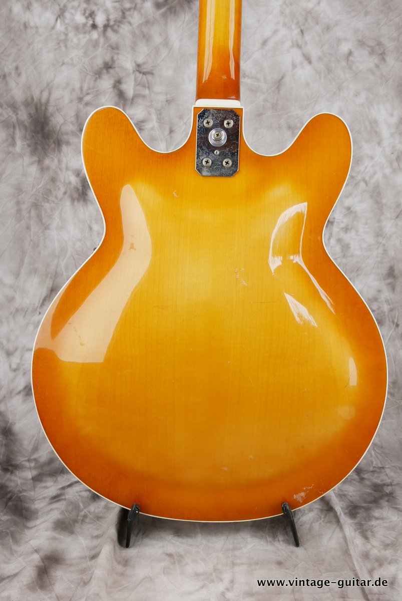 Vox-Cougar-Bass-1966-004.JPG