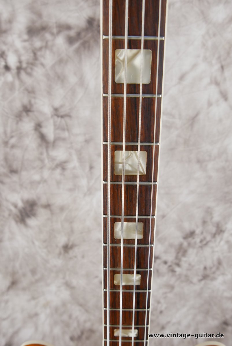 Vox-Cougar-Bass-1966-011.JPG