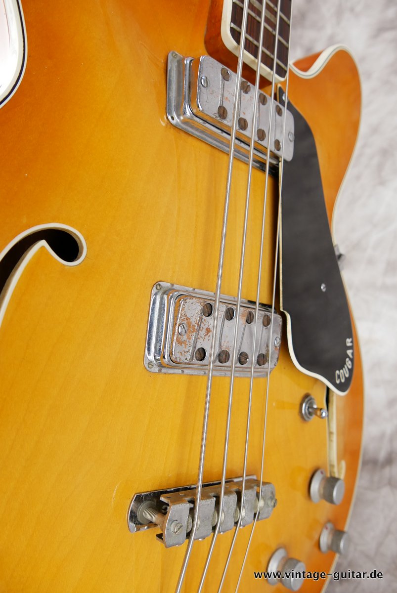 Vox-Cougar-Bass-1966-017.JPG