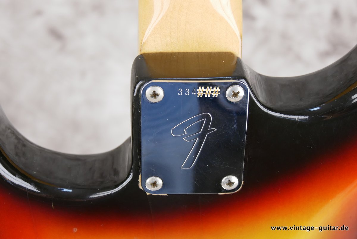 Fender-Stratocaster-1971-4-hole-sunburst-013.JPG