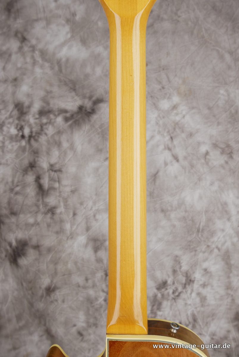 img/vintage/3959/Gibson_Les_Paul_Custom_natural_maple-neck_1976-012.JPG