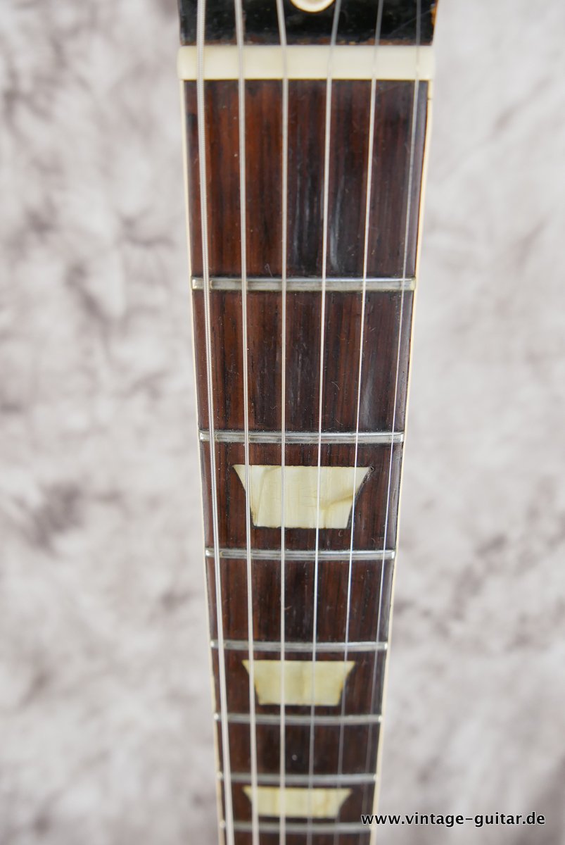 Gibson-Les-Paul-Goldtop-1957-PAFs-all-mahogani-017.JPG