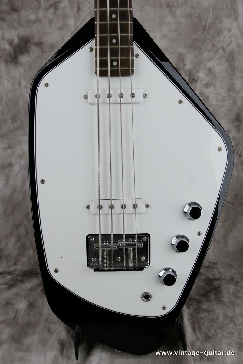 Vox_Phantom_Teardrop_Bass_V-MK5-B_black_2013-003.JPG