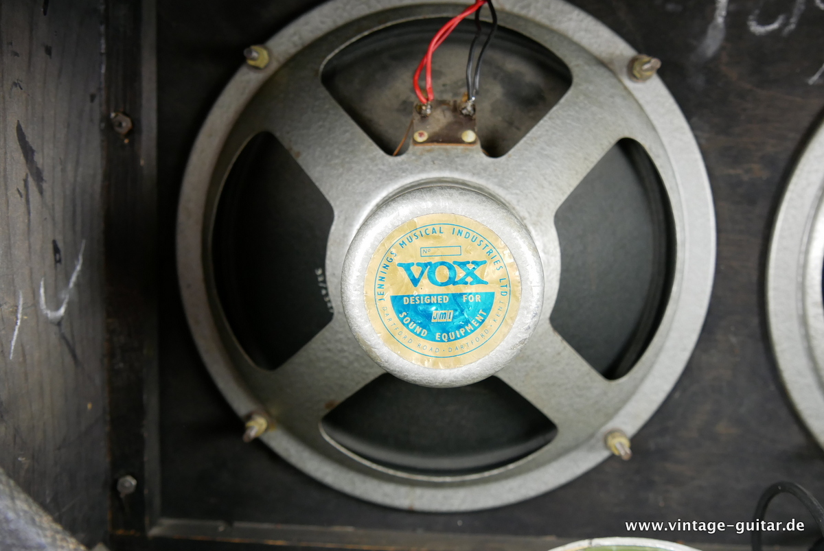 Vox_AC_10_Twin_black_1965-011.JPG