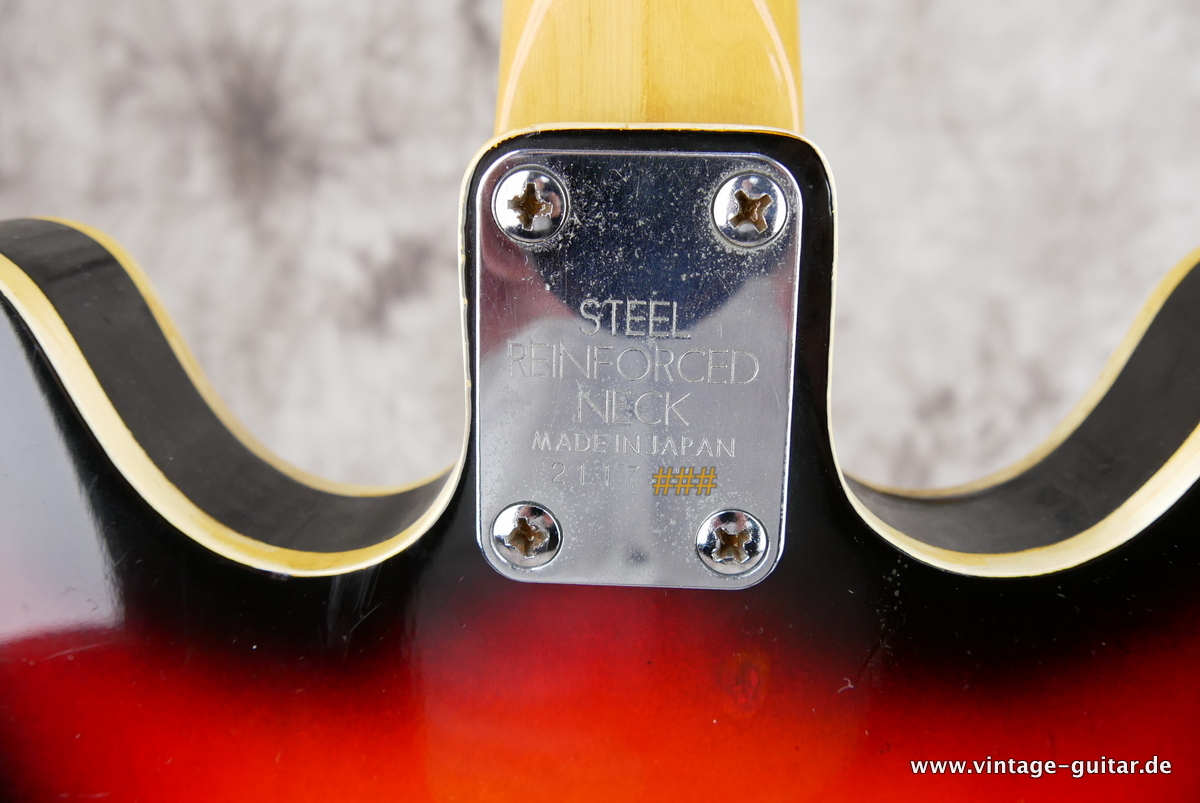 Aria_Diamond_Bass_sunburst_1975-014.JPG