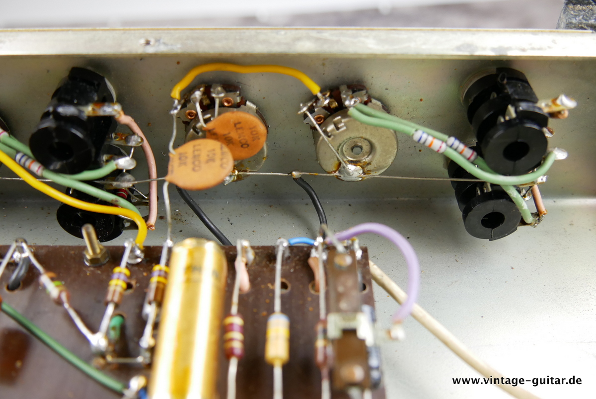 img/vintage/3980/Marshall_JMP_1930_popular_black_1972-013.JPG