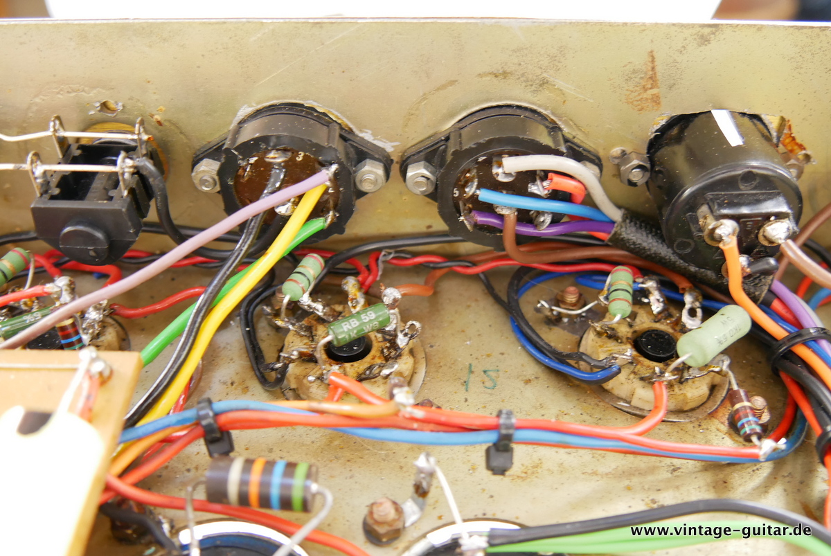 img/vintage/3983/Marshall_Super_Lead_Bass_black_1972-019.JPG
