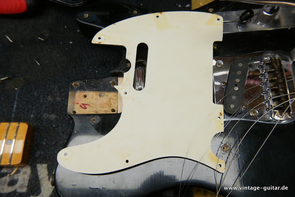 Fender-Telecaster-1969-black-Bigsby-Buddy-Alan-023.JPG