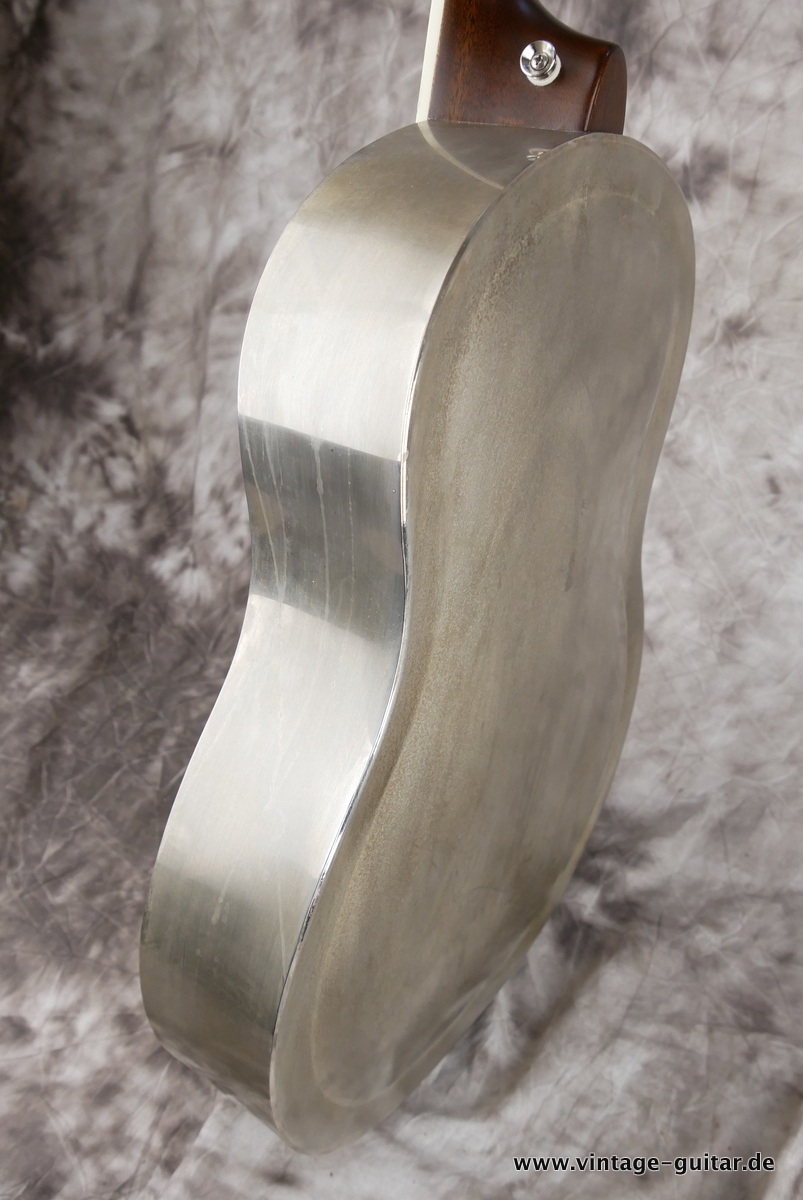 img/vintage/3992/Republic_Resonator_Resolian_relic_nickel_2015-007.JPG