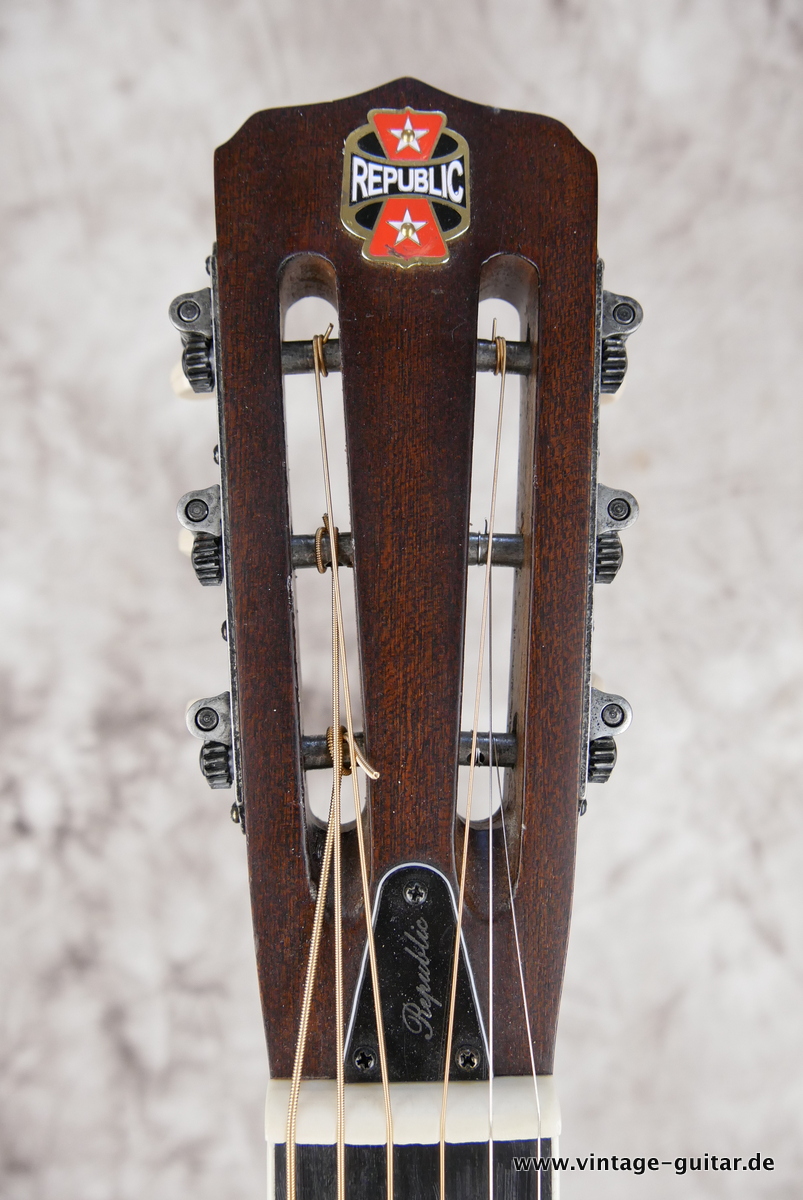 img/vintage/3992/Republic_Resonator_Resolian_relic_nickel_2015-009.JPG
