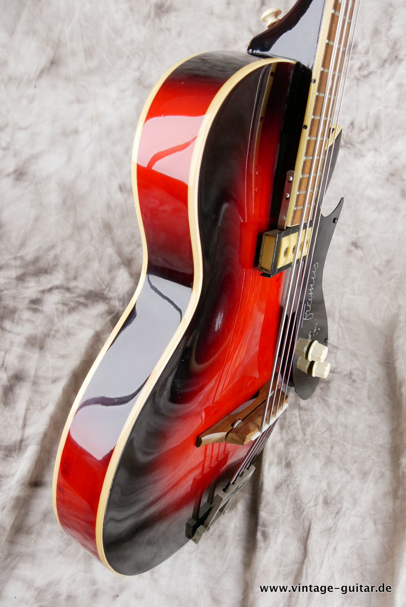 img/vintage/3997/Framus_Star-Bass_630mm-scale_red_burst_1962-005.JPG