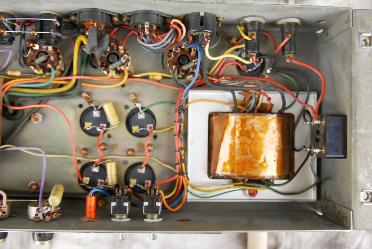 img/vintage/4002/Marshall_Super_Bass_100_1996_Full_Stack_1969-029.JPG