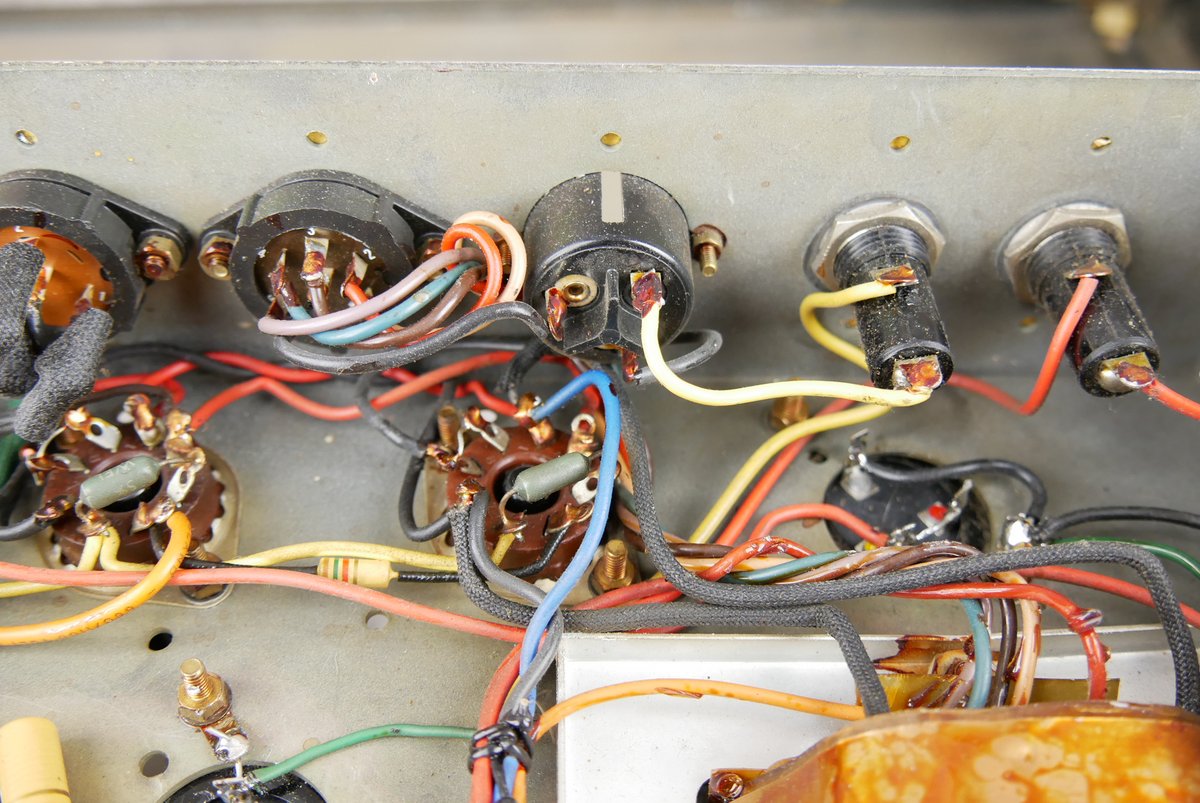 img/vintage/4002/Marshall_Super_Bass_100_1996_Full_Stack_1969-033.JPG