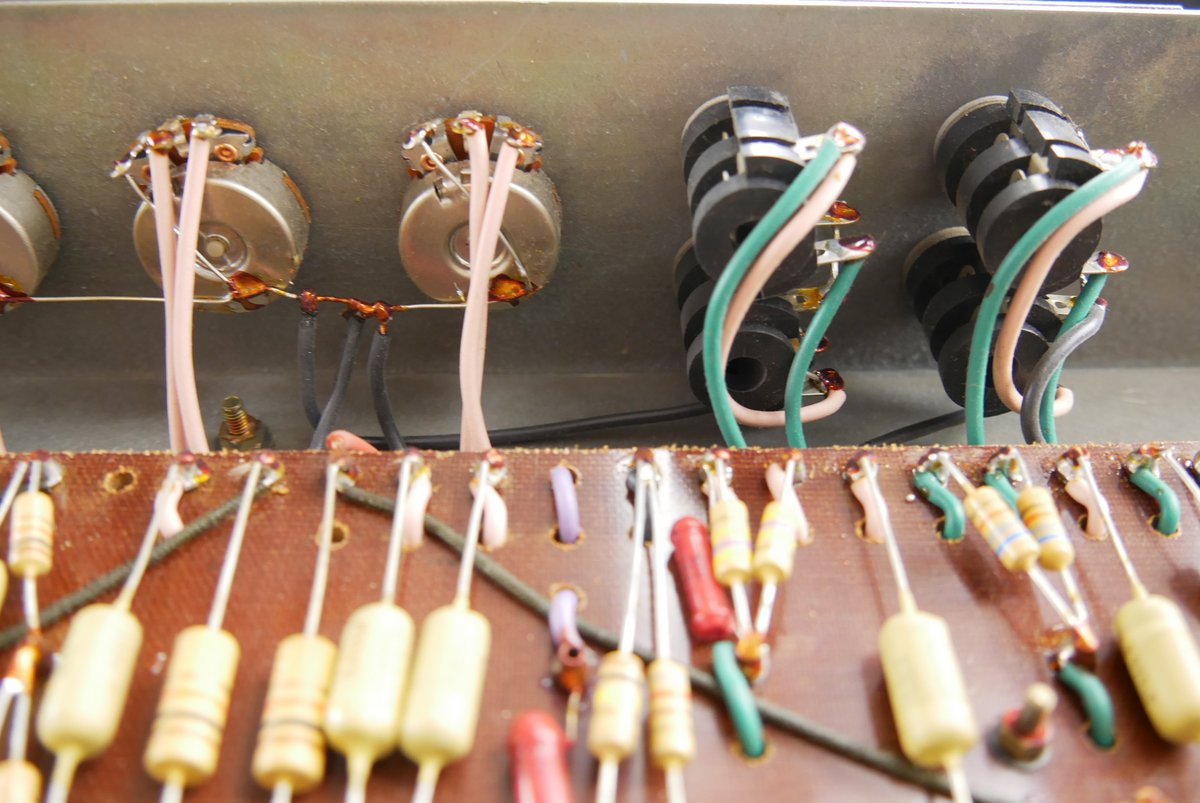 img/vintage/4002/Marshall_Super_Bass_100_1996_Full_Stack_1969-035.JPG