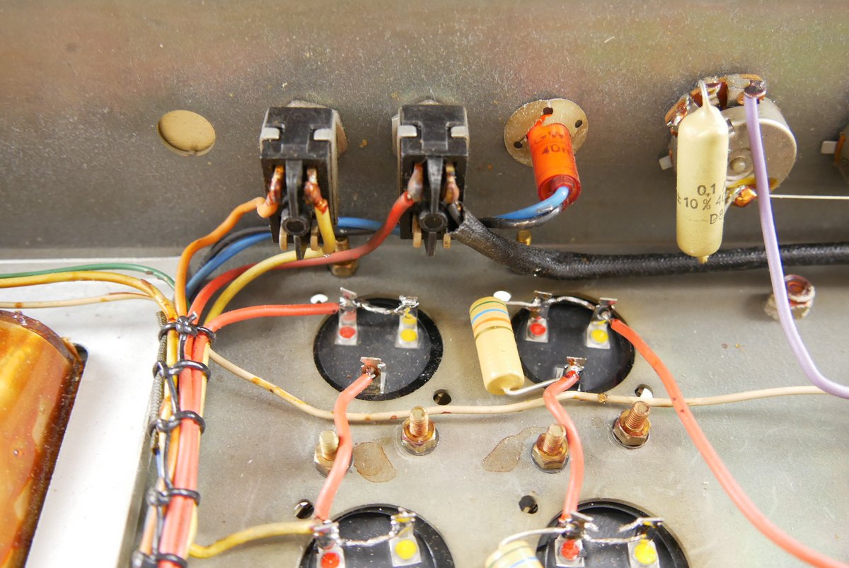 img/vintage/4002/Marshall_Super_Bass_100_1996_Full_Stack_1969-037.JPG