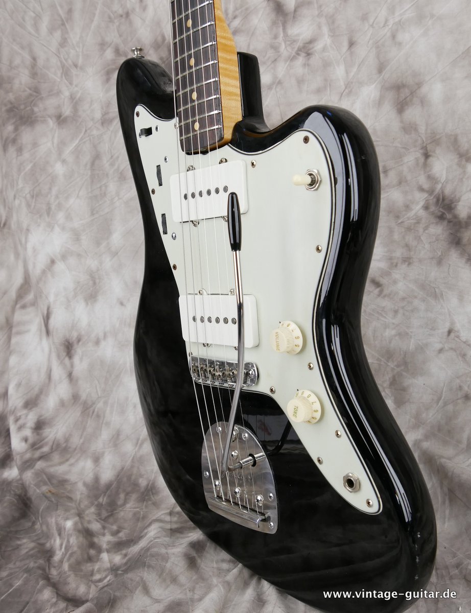 Fender-Jazzmaster-1963-black-005.JPG