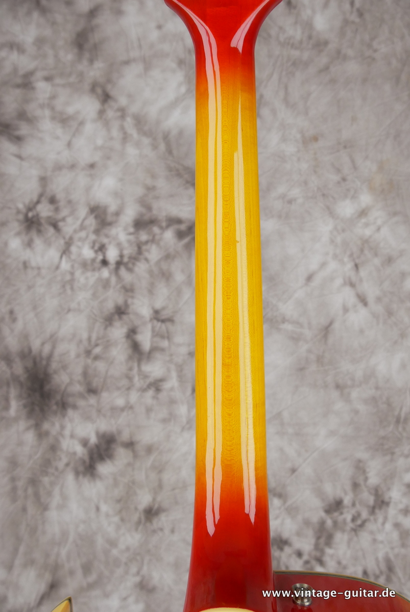 img/vintage/4006/Ibanez_2616_CS_cherry_sunburst_1975-012.JPG