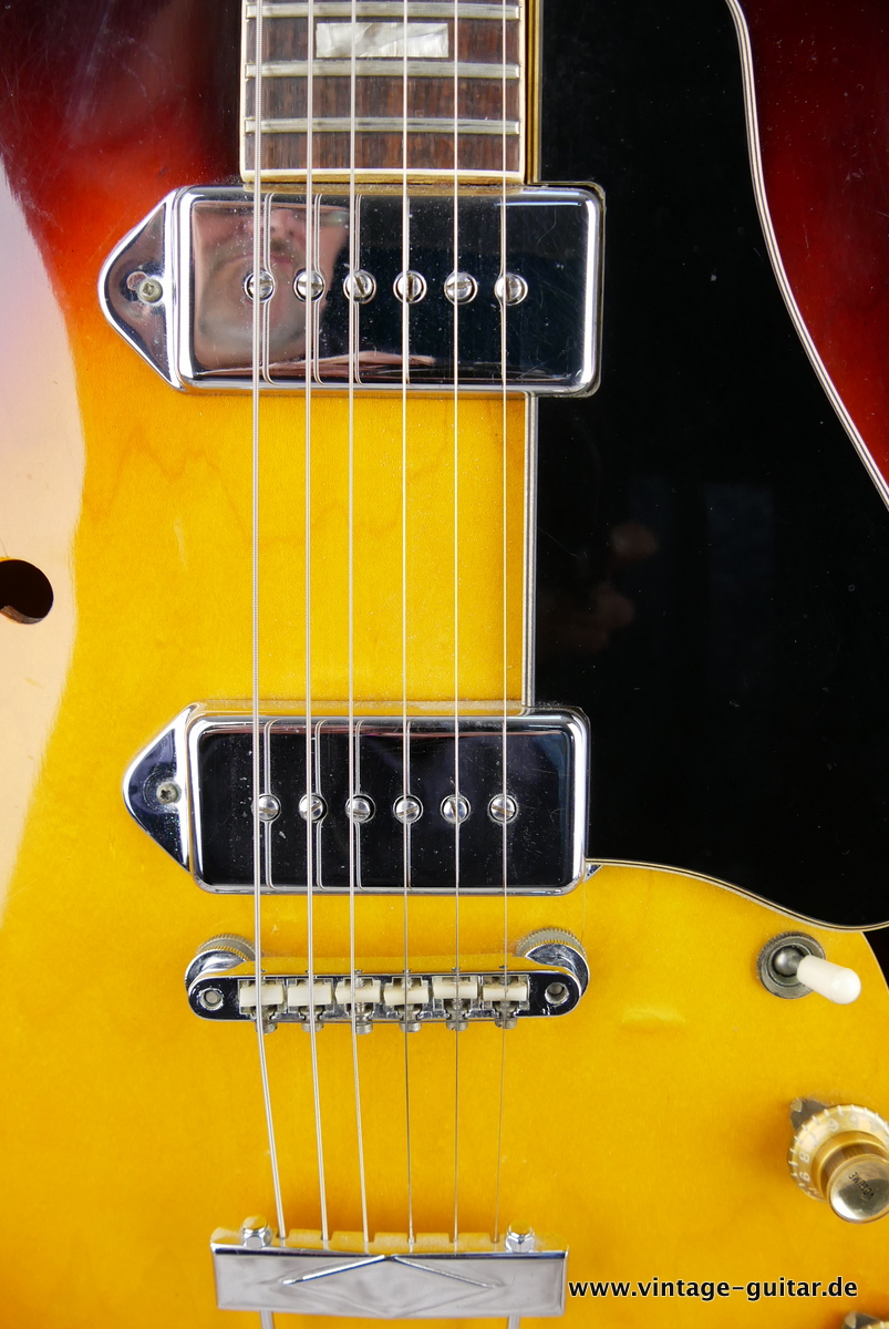 Gibson_ES_330_sunburst_1967-013.JPG