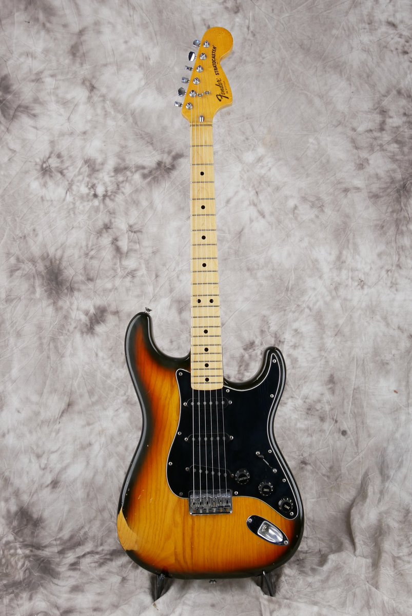 Fender-Stratocaster-1980-hardtail-sunburst-001.JPG