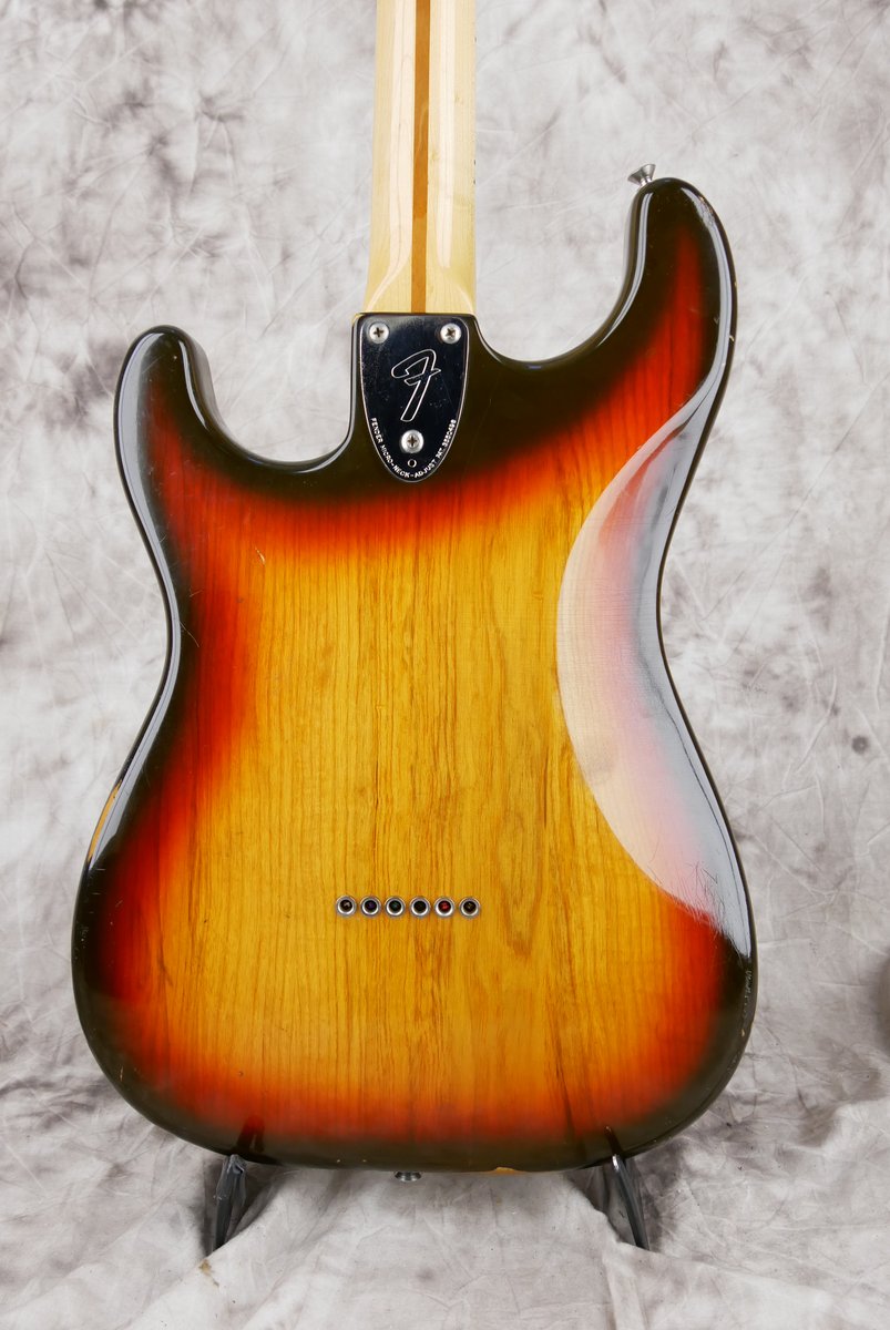 Fender-Stratocaster-1980-hardtail-sunburst-004.JPG