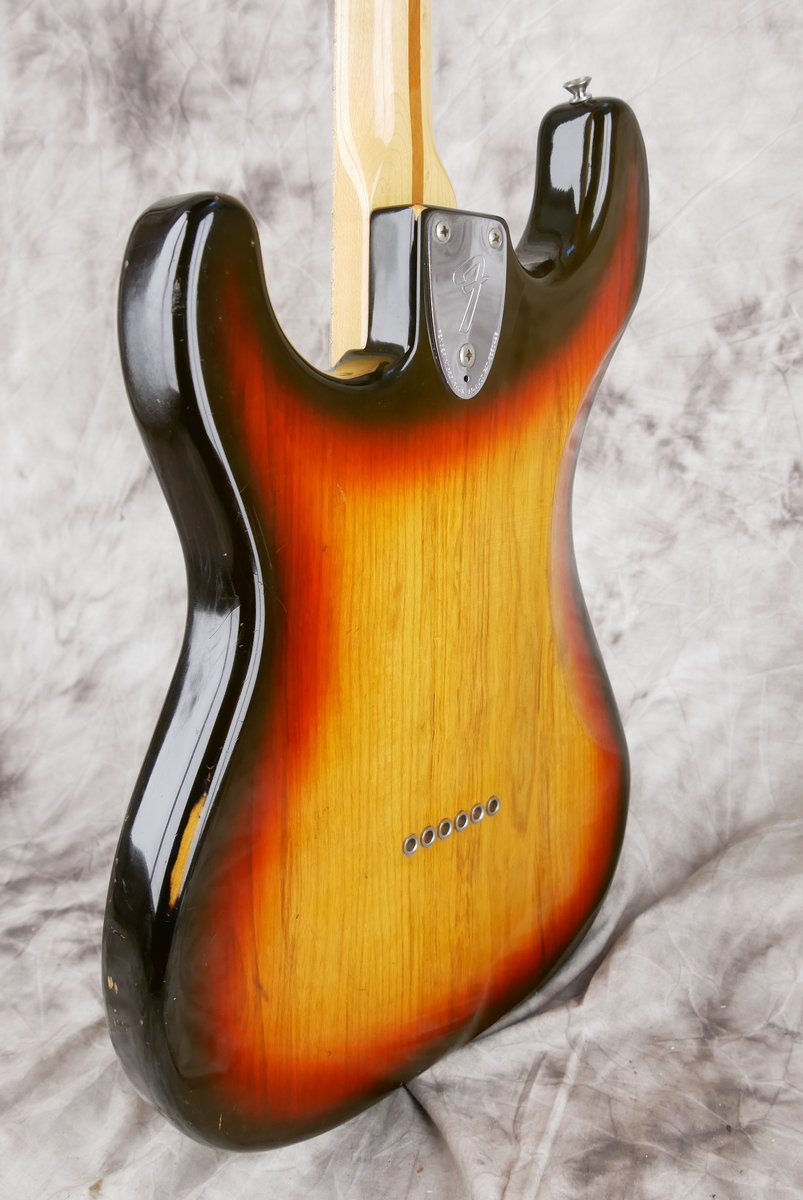 Fender-Stratocaster-1980-hardtail-sunburst-007.JPG