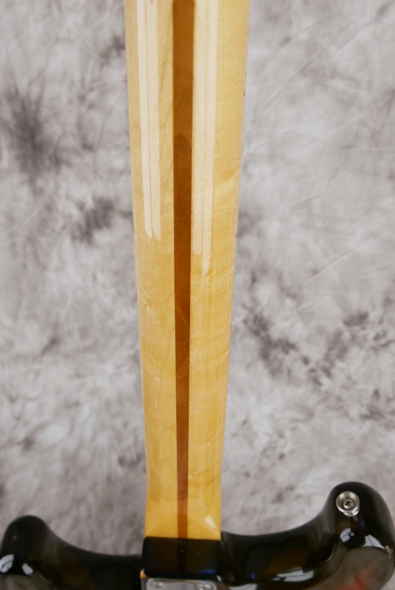 Fender-Stratocaster-1980-hardtail-sunburst-010.JPG