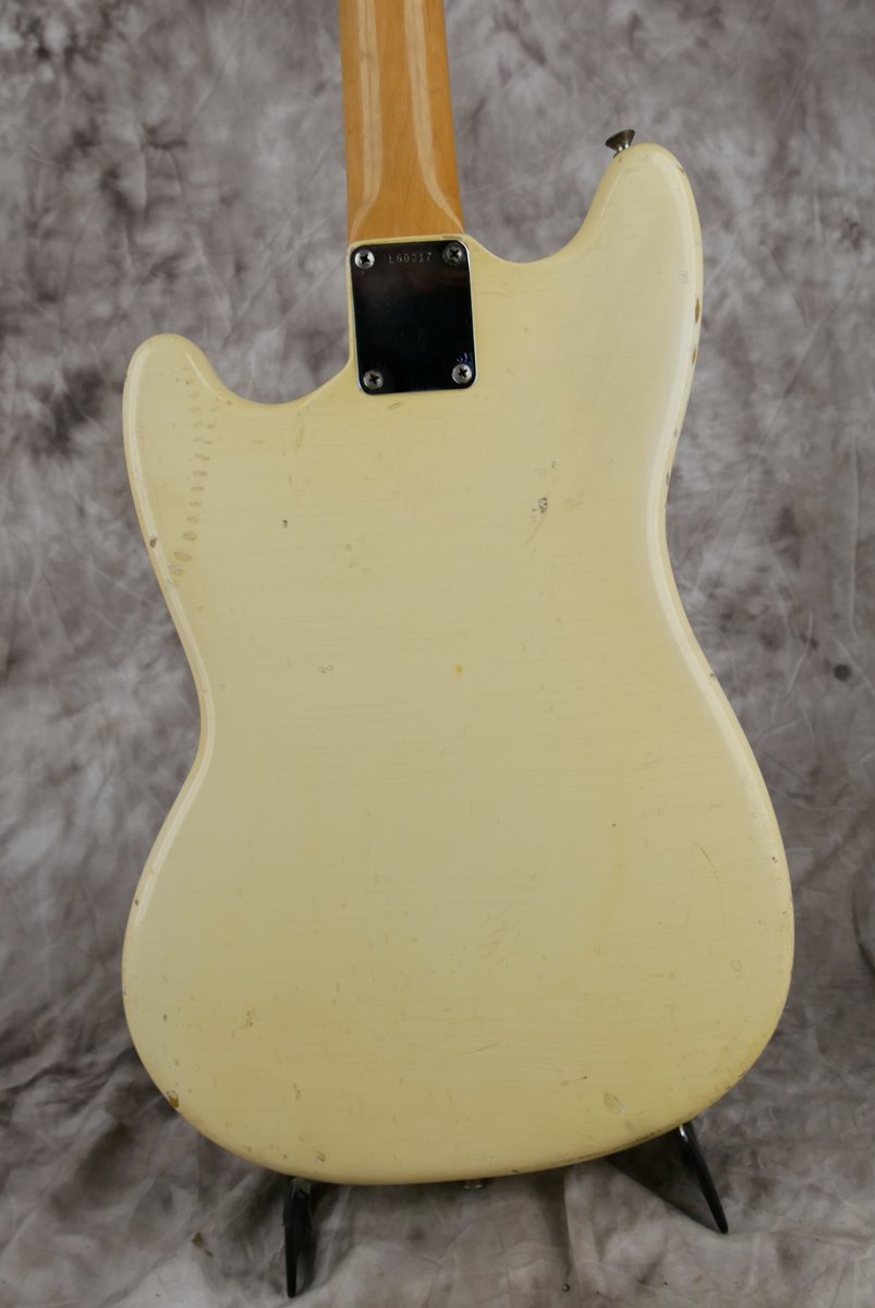 Fender-Musicmaster-1965-olympic-white-004.JPG