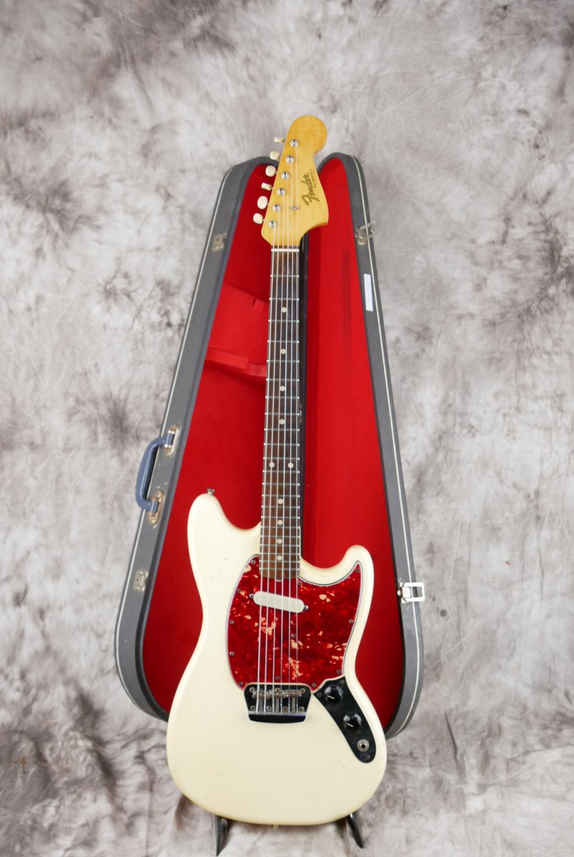 Fender-Musicmaster-1965-olympic-white-014.JPG