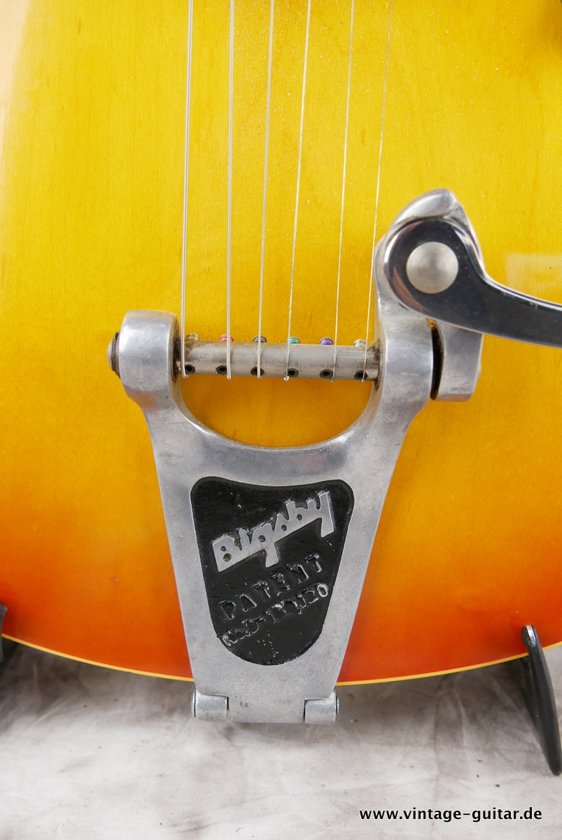 img/vintage/4026/Gibson_ES_125_TDC_cherry_sunburst_1962-013.JPG