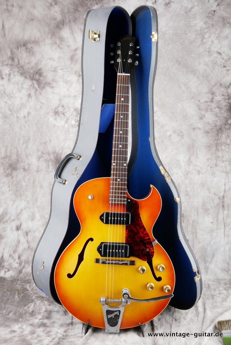 Gibson_ES_125_TDC_cherry_sunburst_1962-015.JPG