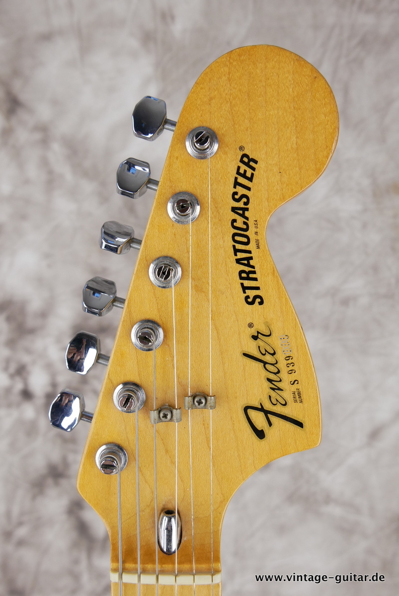 img/vintage/4032/Fender_Stratocaster_natural_1979-009.JPG