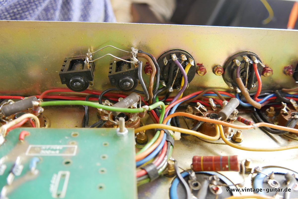 img/vintage/4038/Marshall_JCM_800_Lead_Series_Mk2_2203_black_1983-028.JPG