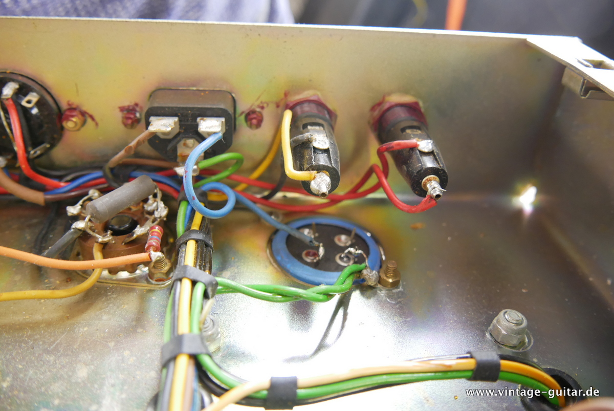 img/vintage/4038/Marshall_JCM_800_Lead_Series_Mk2_2203_black_1983-030.JPG