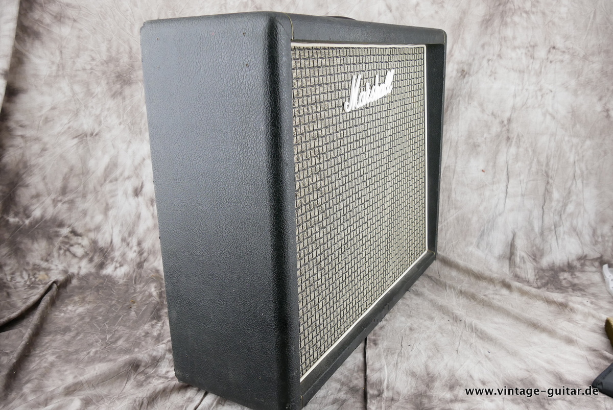 Marshall_2045_2x12_cab_black_1970-003.JPG