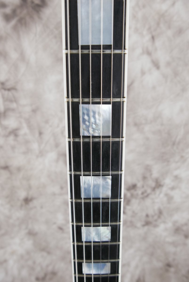 Gibson-Les-Paul-Custom-1987-cherryburst-012.JPG