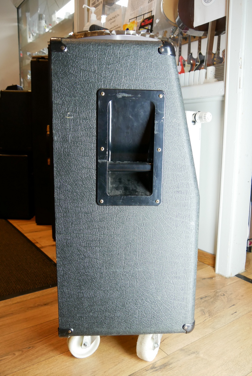 img/vintage/4048/Marshall_JCM_800_1960_A_1981-003.JPG
