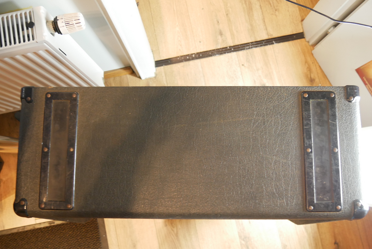 img/vintage/4048/Marshall_JCM_800_1960_A_1981-005.JPG